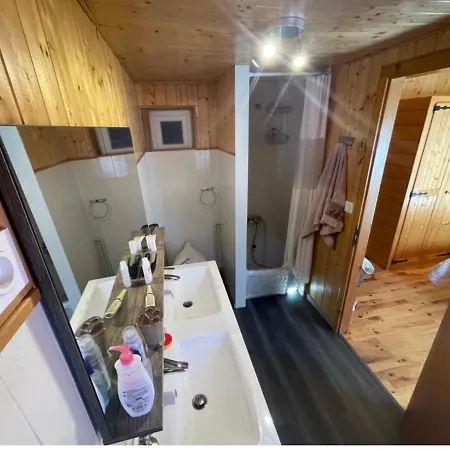 Chalet Aux Pieds Et Randonnees